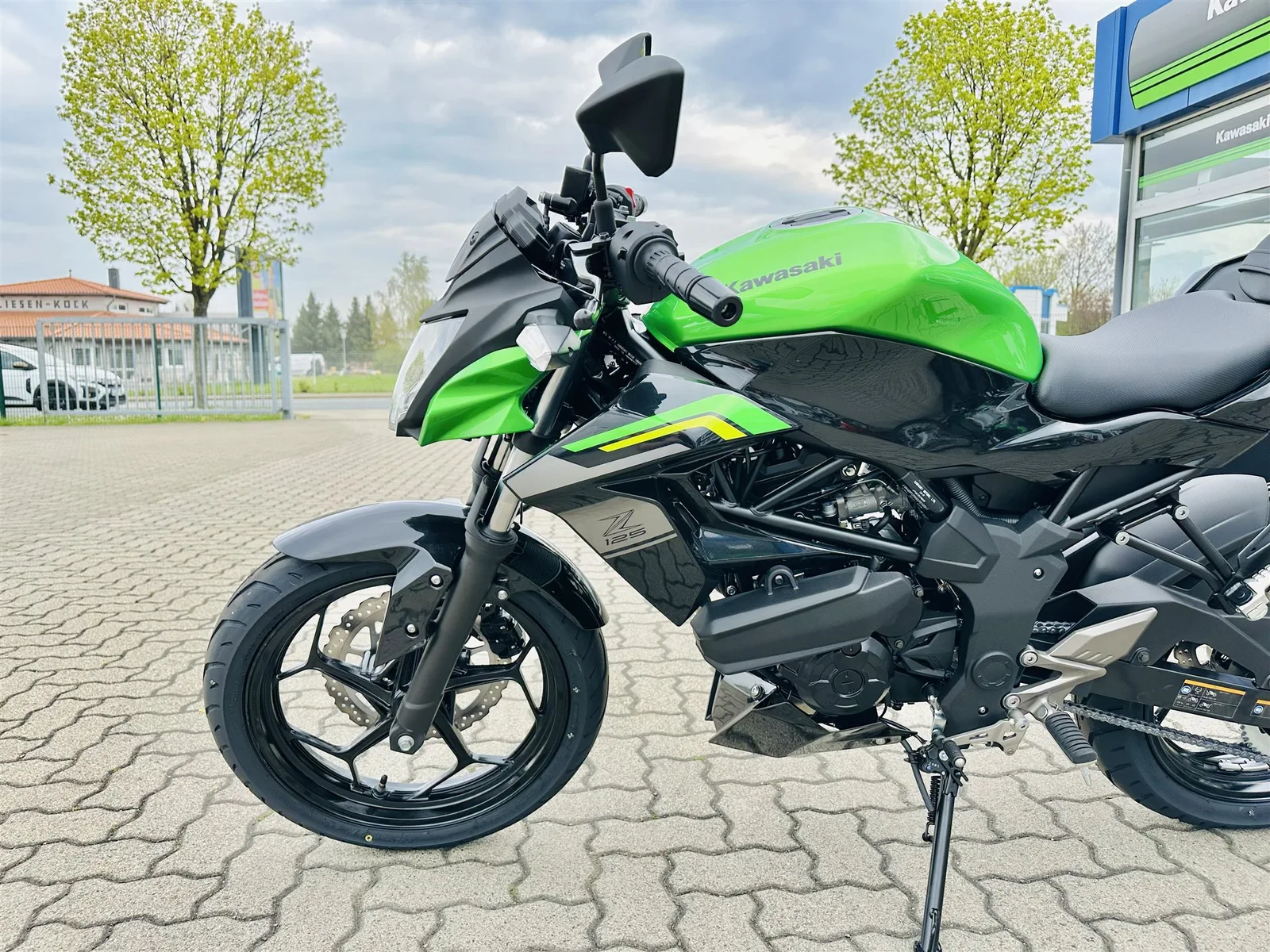 Kawasaki Z125 Modell 2026 500€ Starterbonus möglich!\*