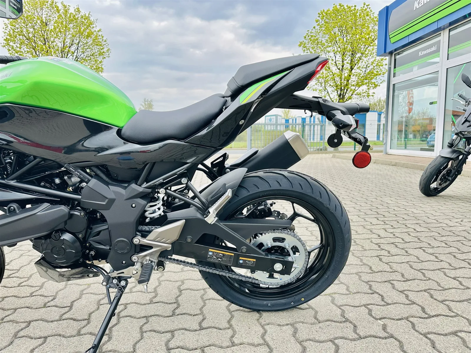 Kawasaki Z125 Modell 2026 500€ Starterbonus möglich!\*