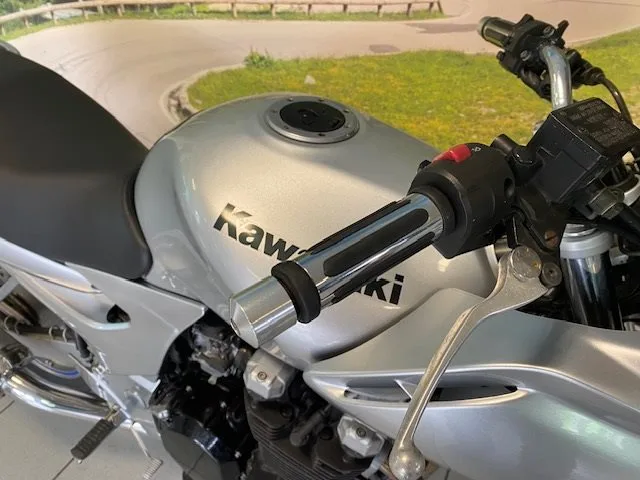 Kawasaki ZR-7 S