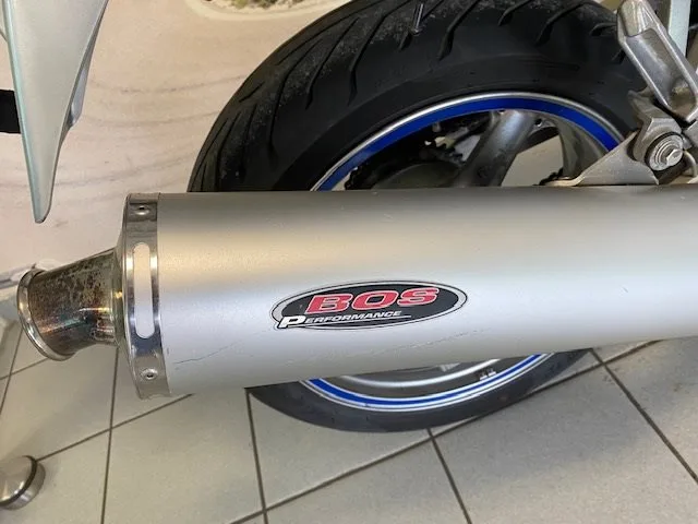Kawasaki ZR-7 S