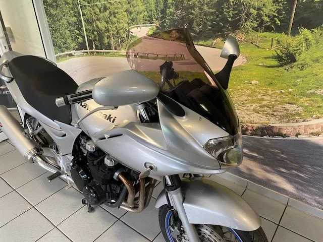 Kawasaki ZR-7 S