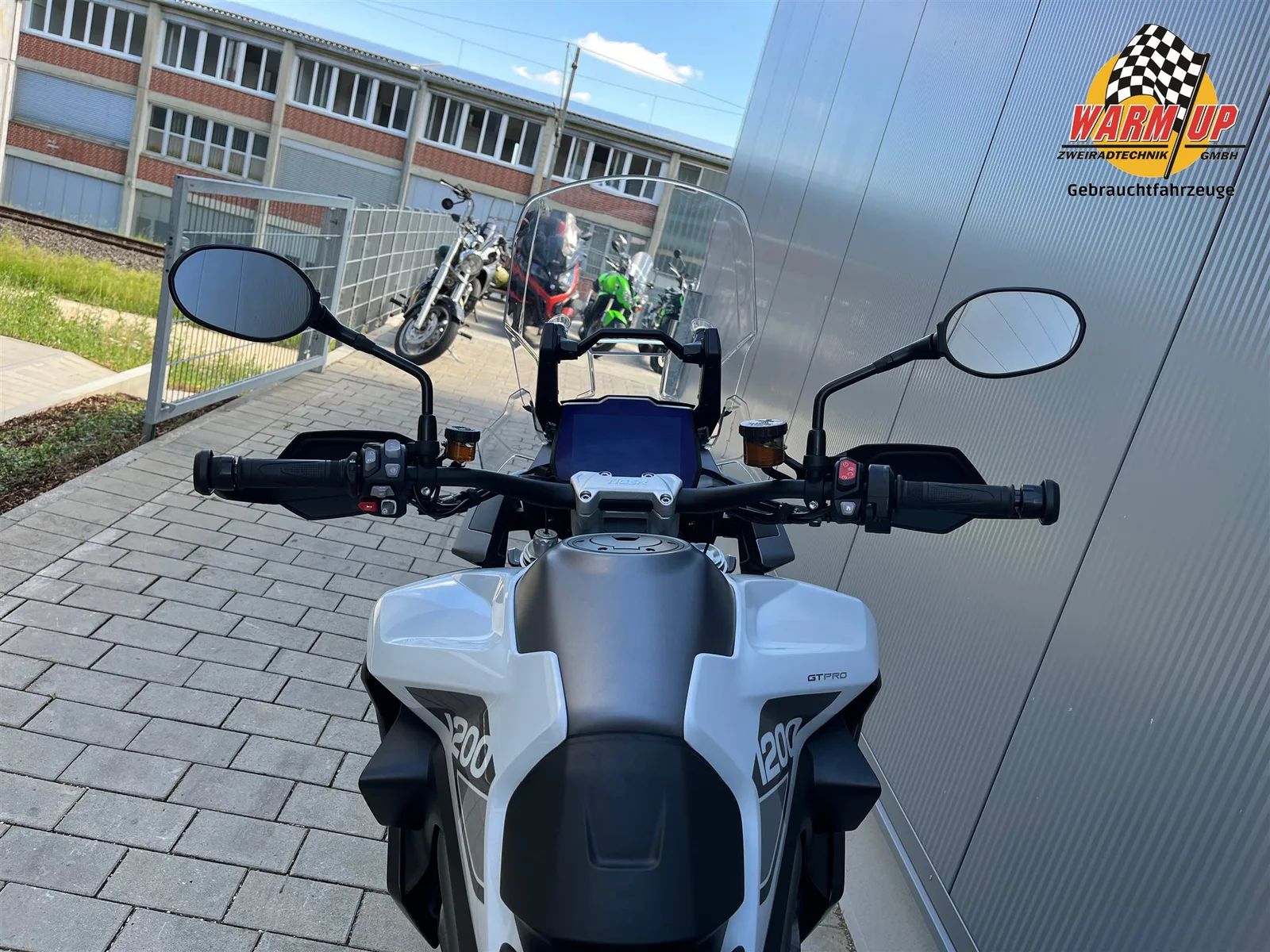 Triumph Tiger 1200 GT PRO inkl. Seitenkoffer