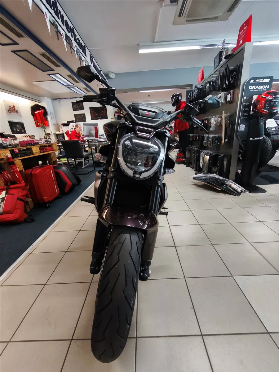 Ducati XDiavel V4