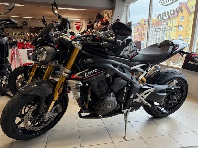 Triumph Speed Triple 1200 RS
