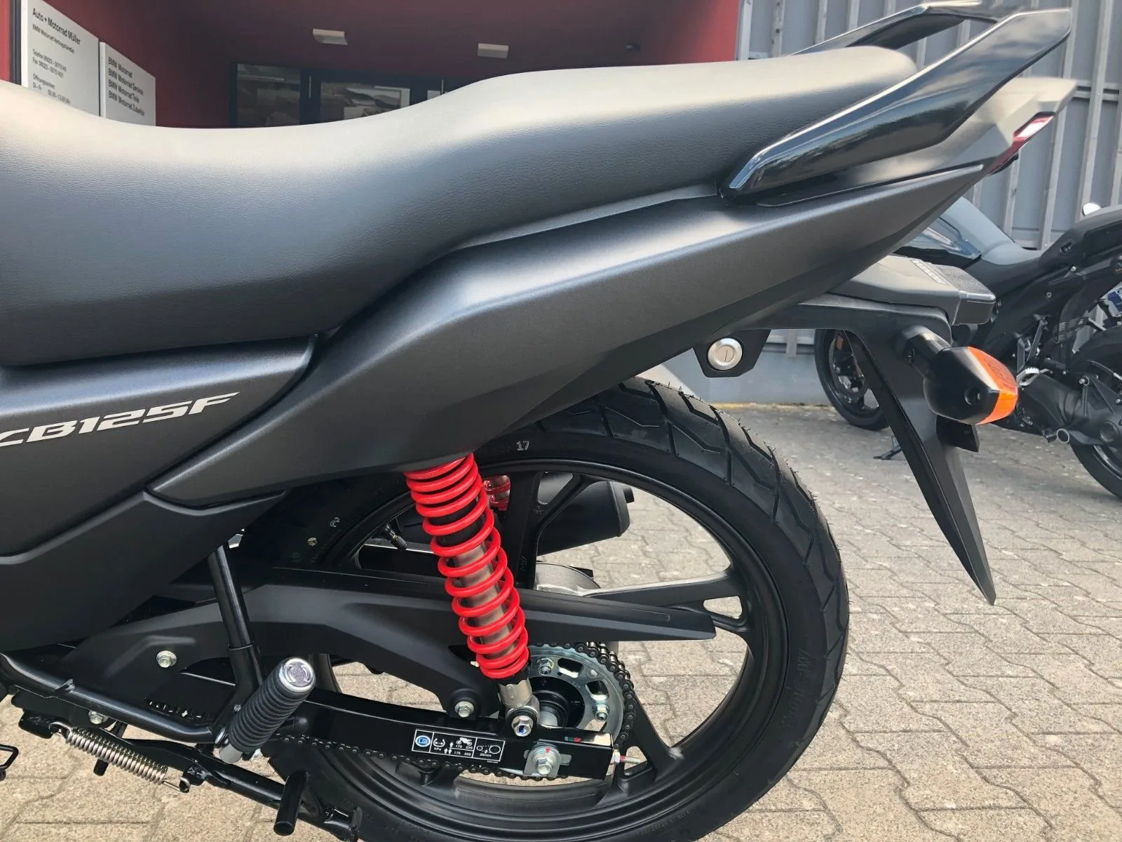 Honda CB125F