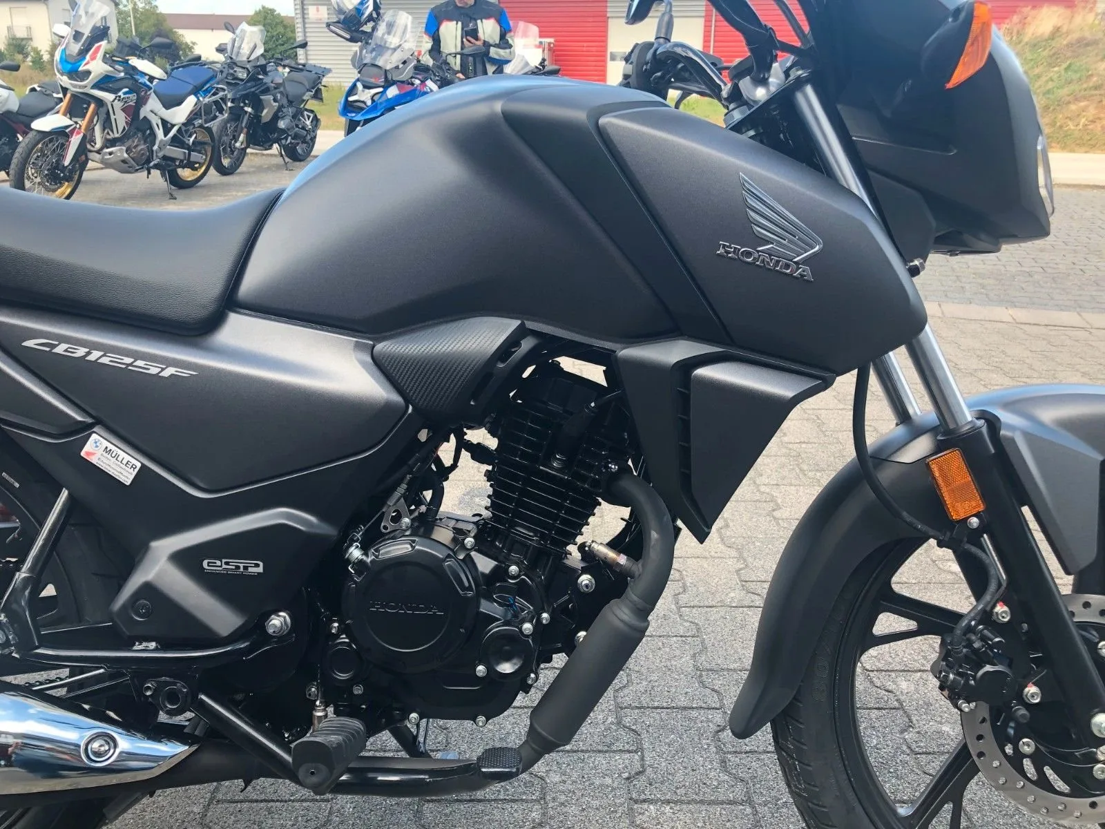Honda CB125F