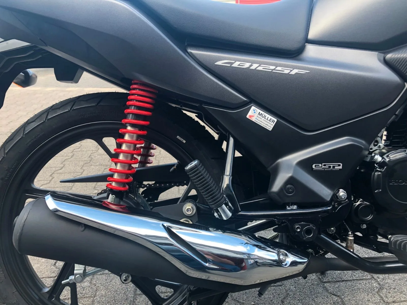 Honda CB125F