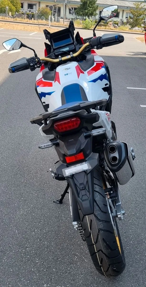 Honda CRF1100L Africa Twin ES