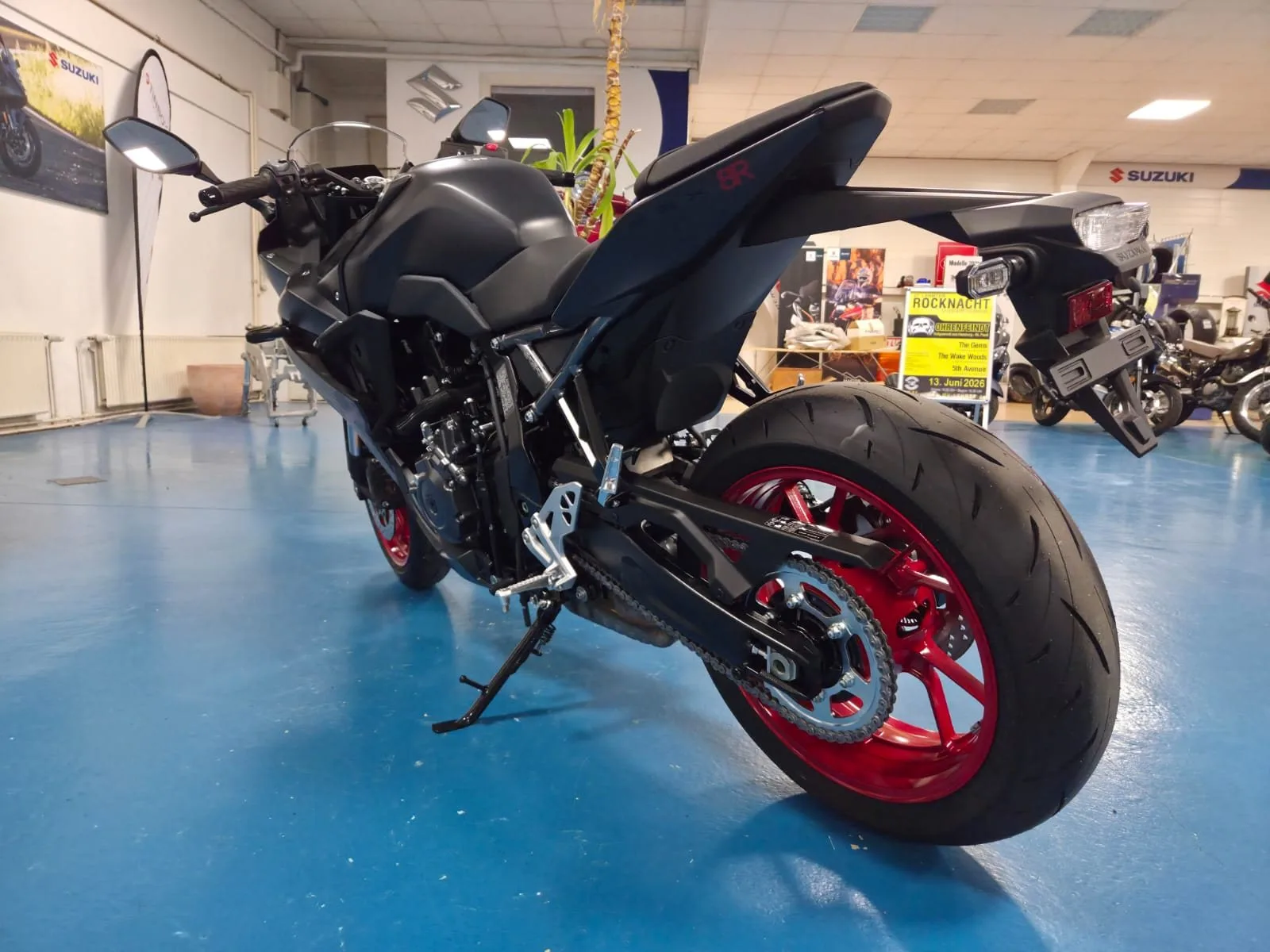 Suzuki GSX-8R ABS