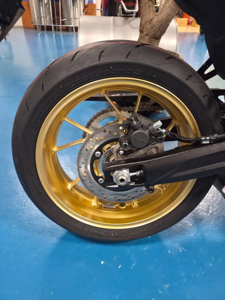 Suzuki GSX-8TT ABS