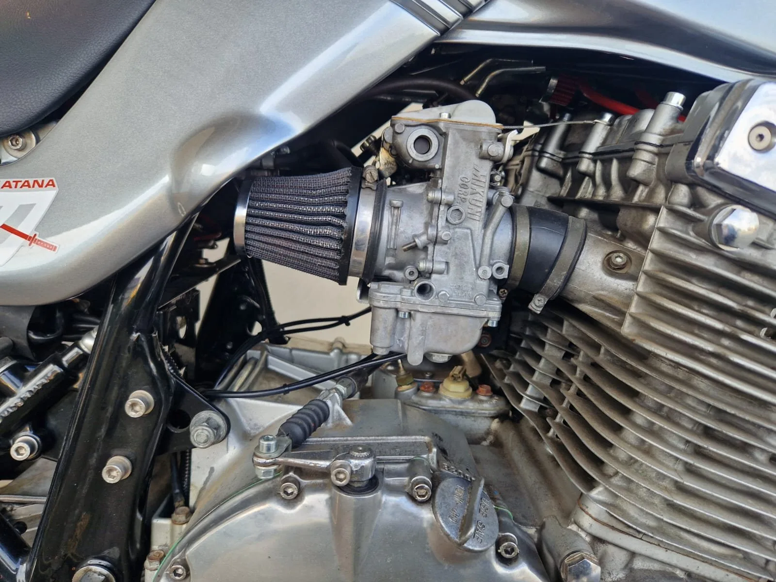Suzuki GSX 1100S Katana Top Zustand, einzigartig, viel Zubehör !