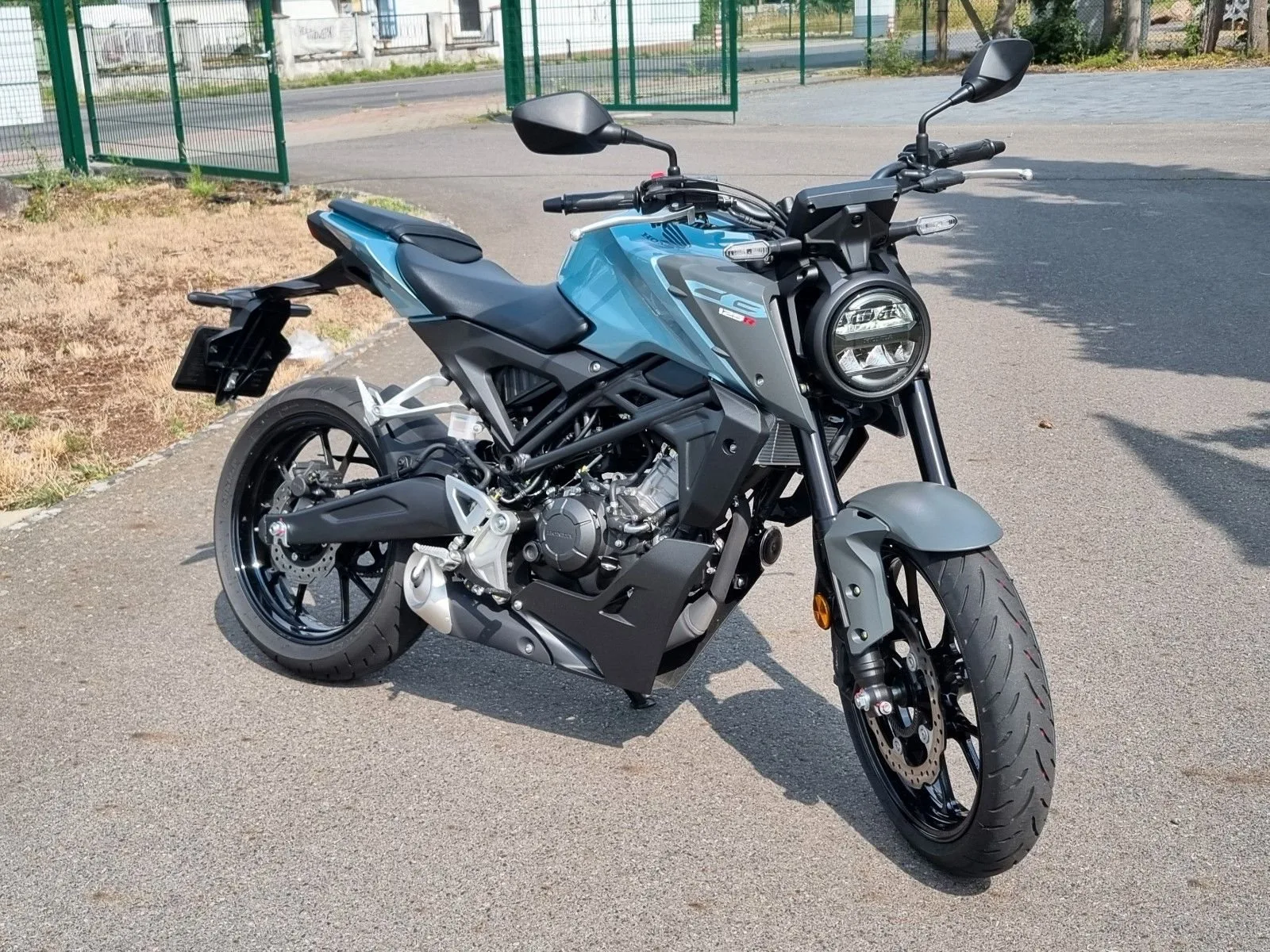 Honda CB125R