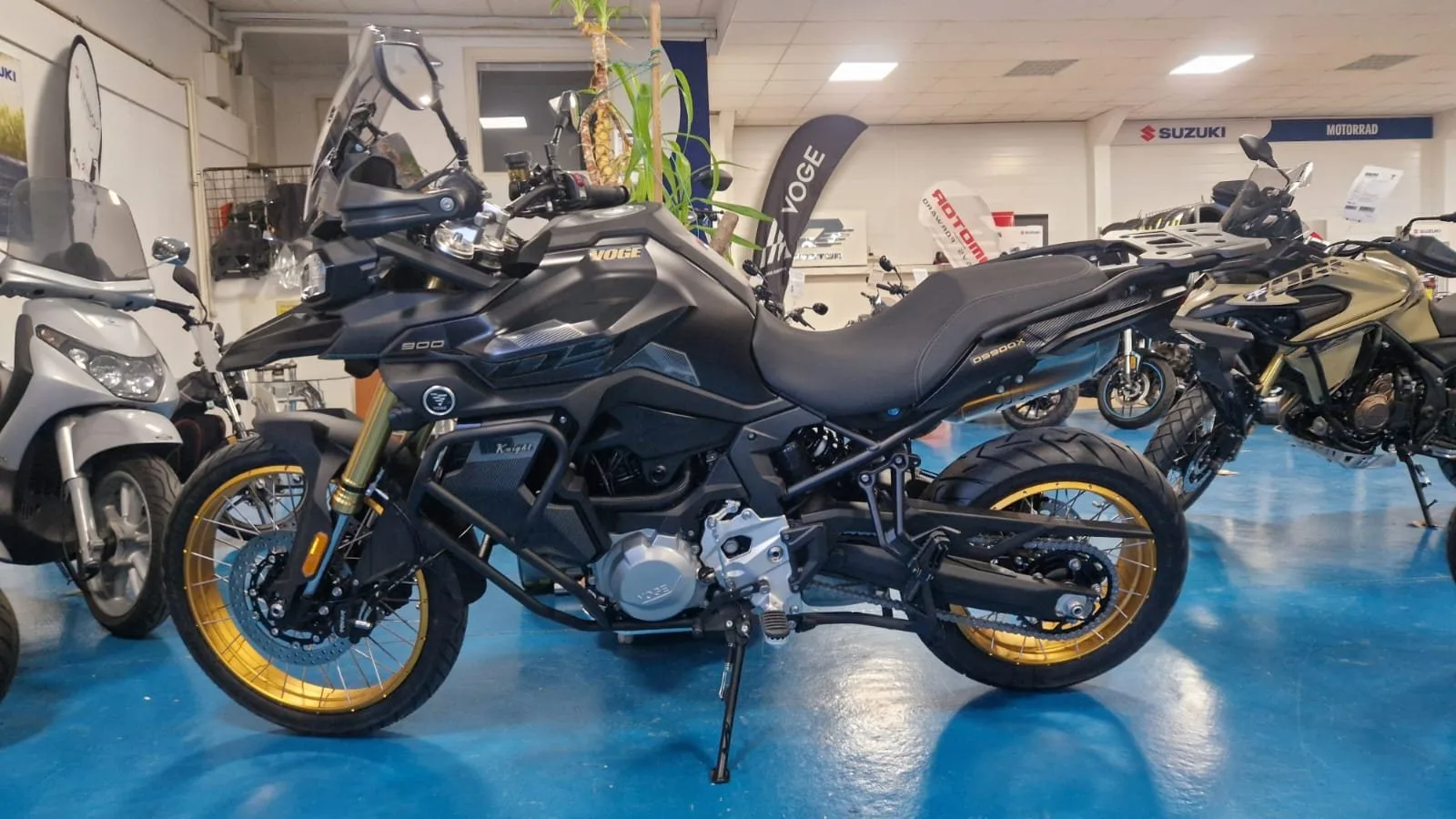 Voge DS900X