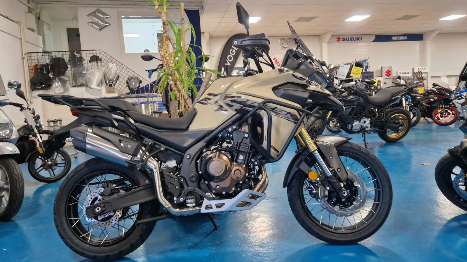 Voge DS625X