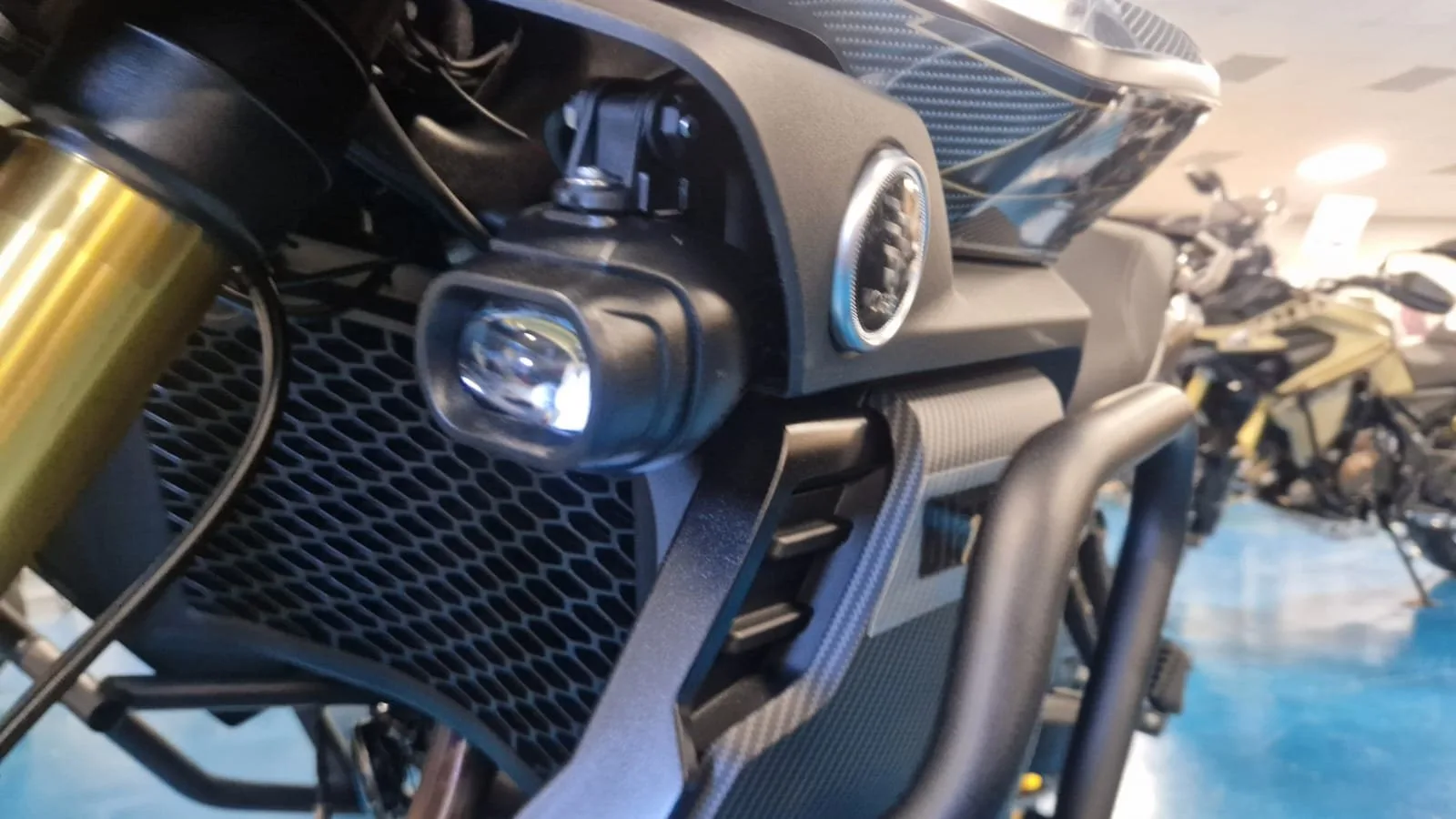 Voge DS900X