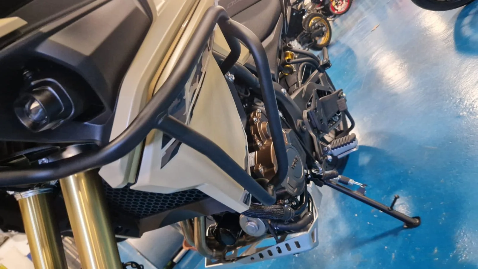 Voge DS625X