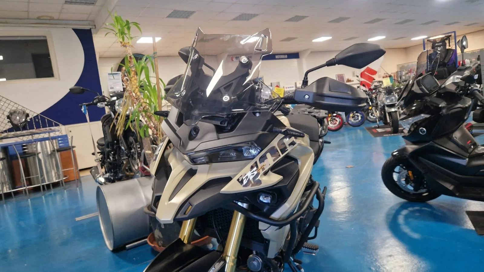 Voge DS625X