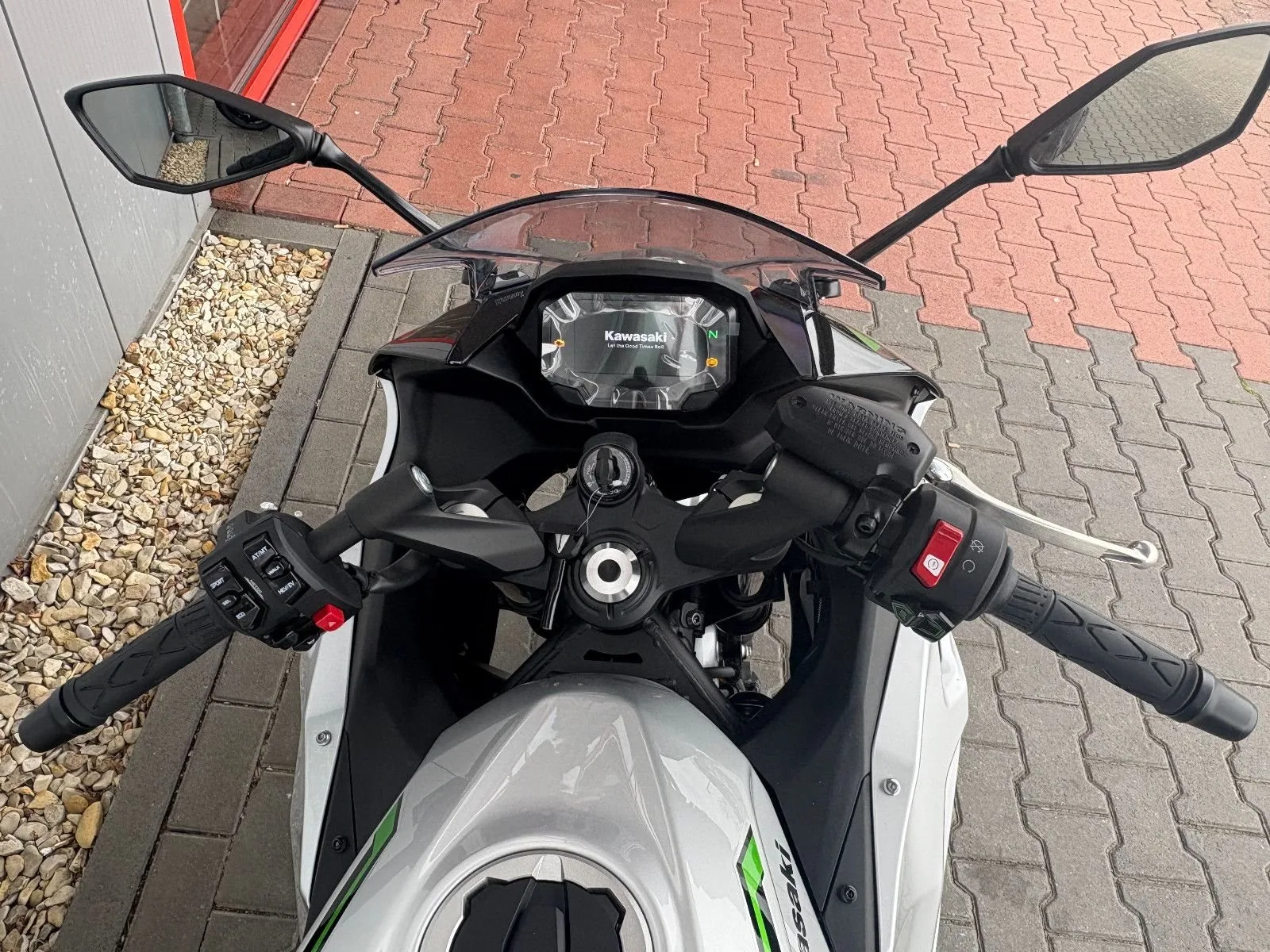 Kawasaki Ninja 7 Hybrid