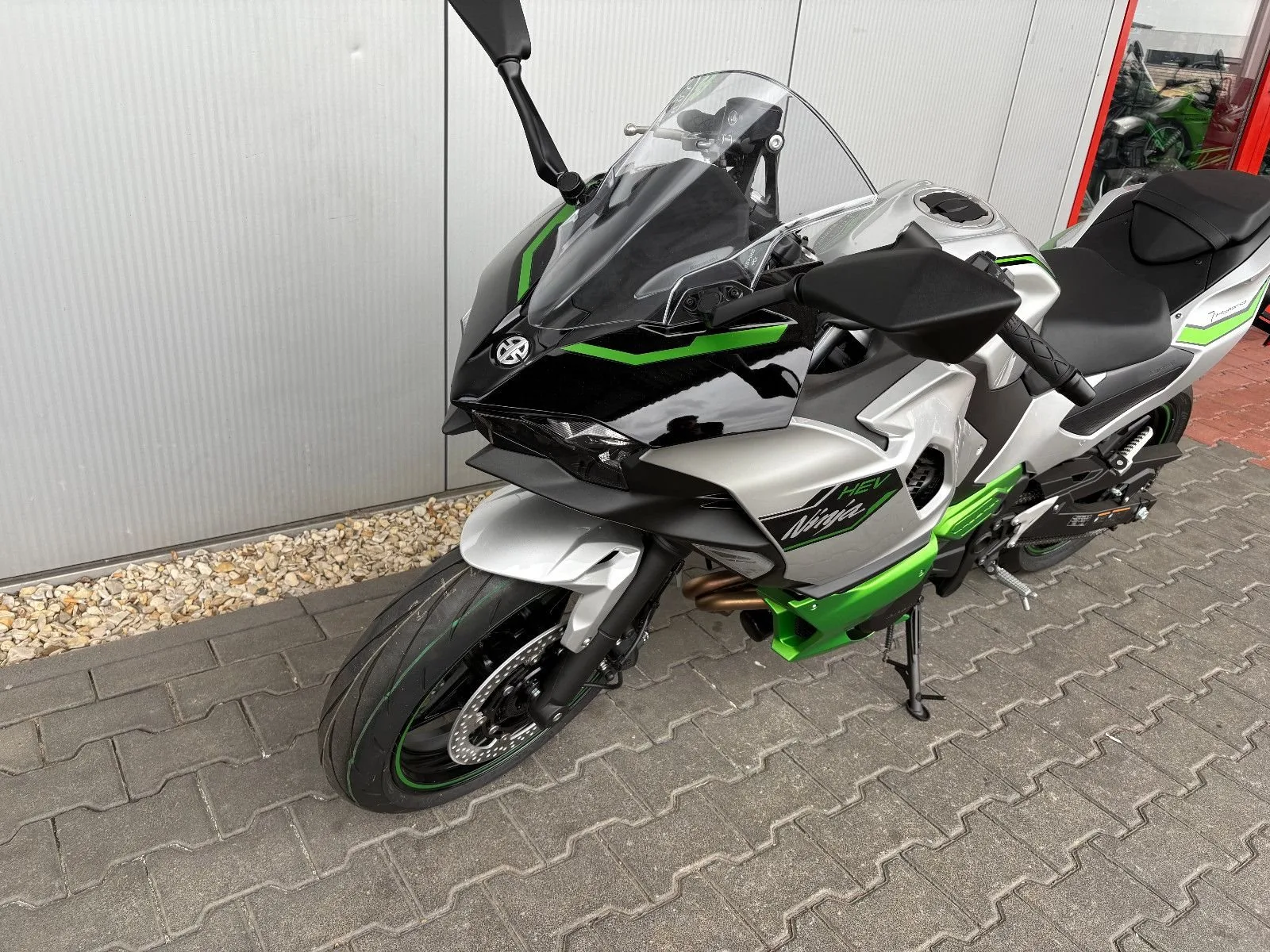 Kawasaki Ninja 7 Hybrid