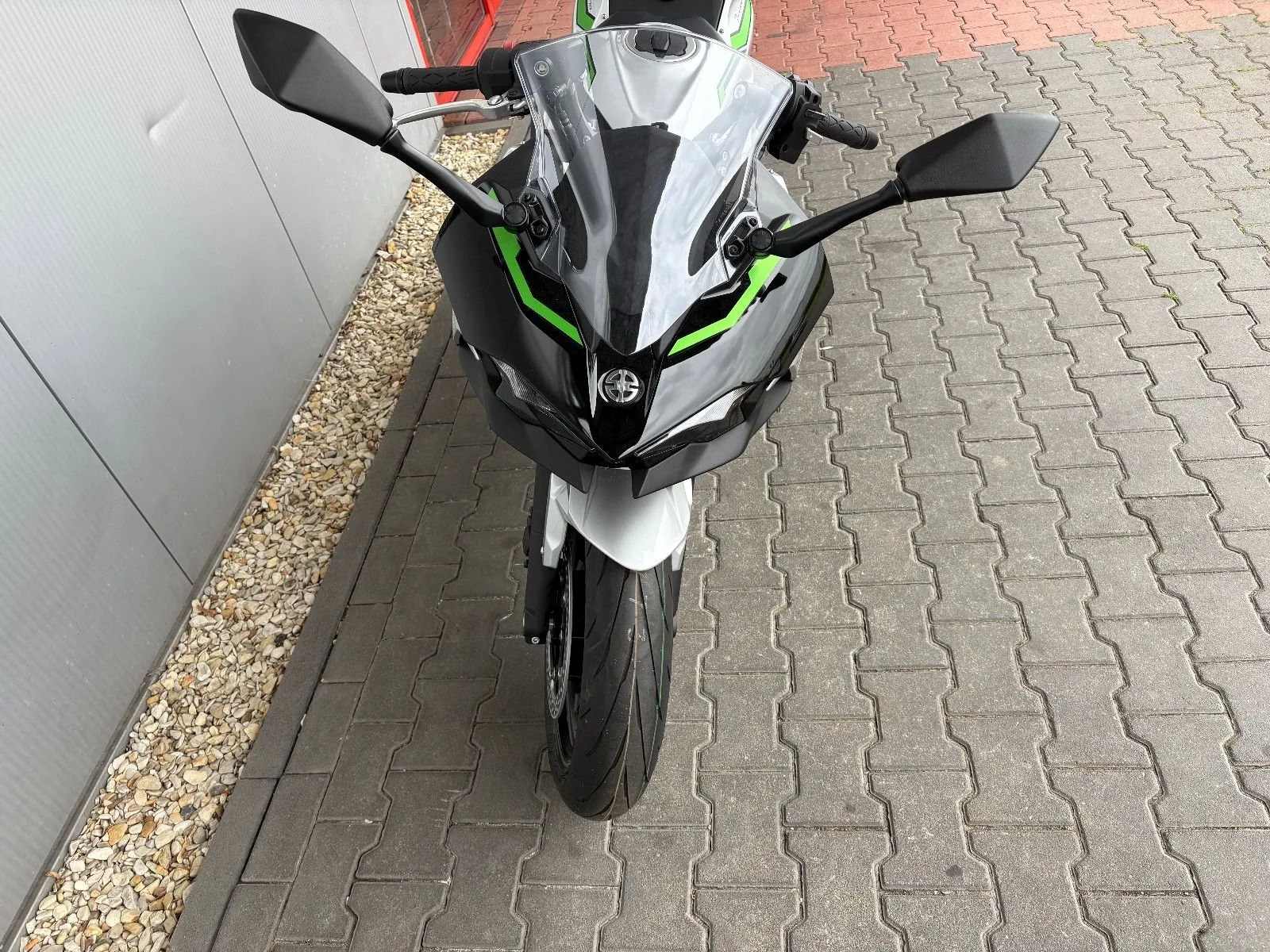 Kawasaki Ninja 7 Hybrid