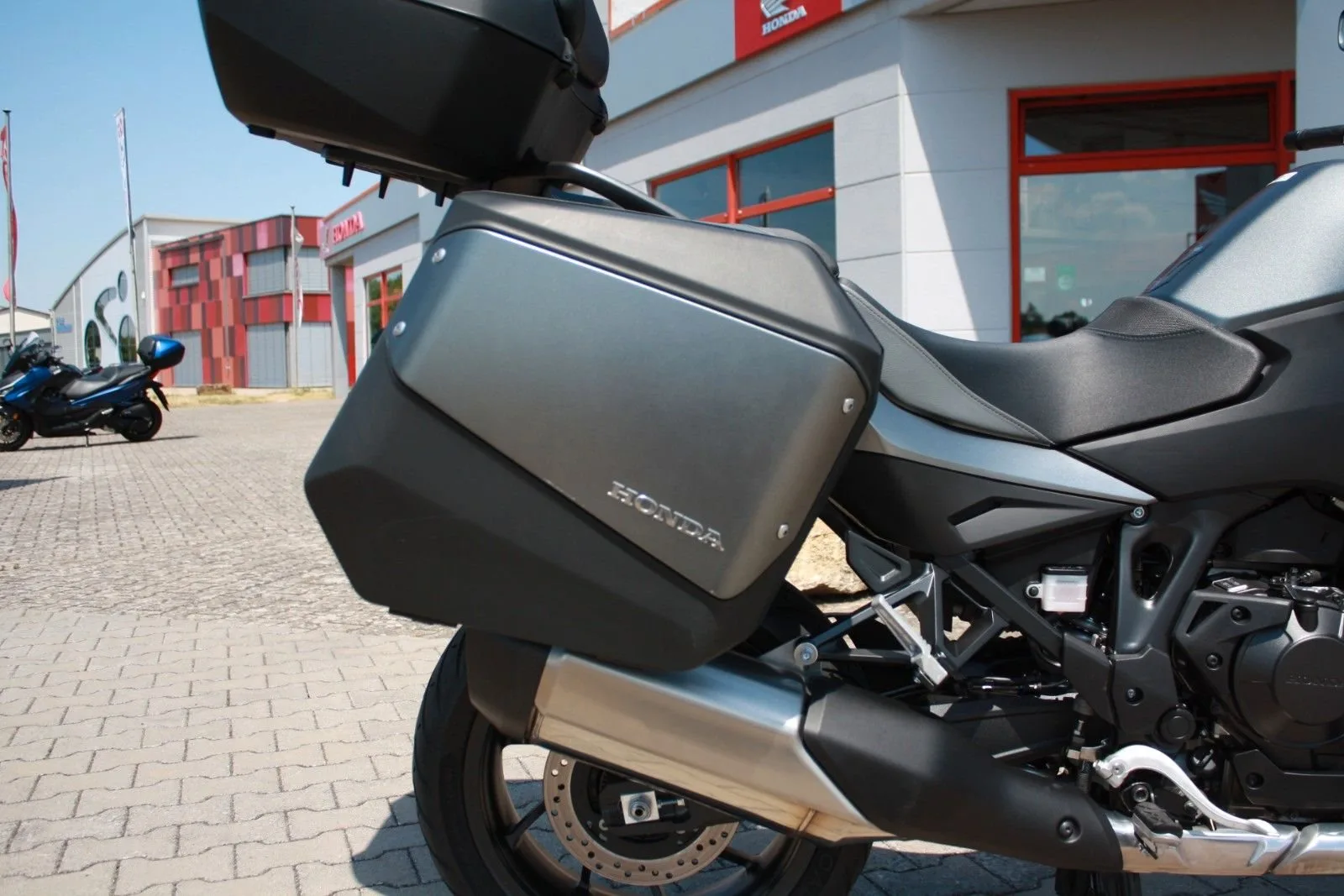Honda NT1100