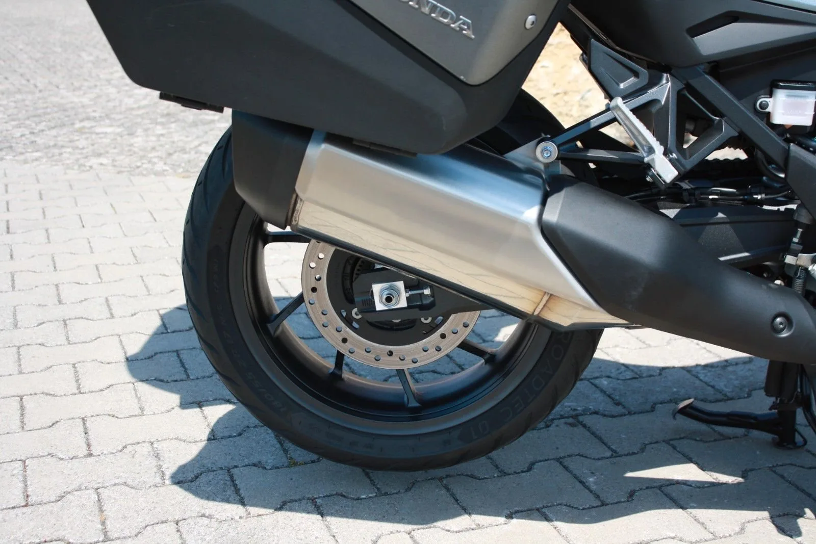 Honda NT1100