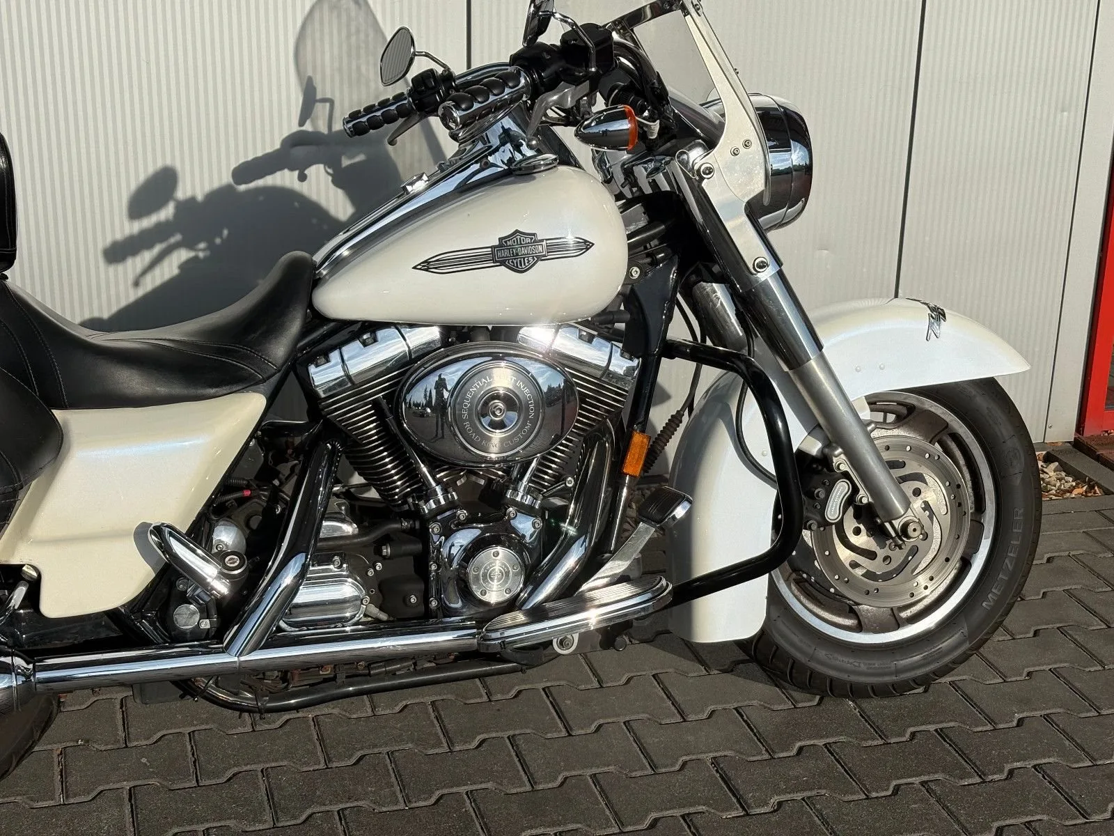 Harley-Davidson Road King Custom FLHRS