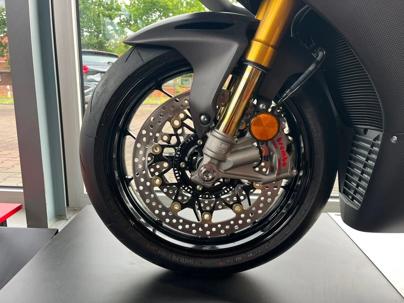 Honda CBR1000RR-R Fireblade SP Carbon Edition
