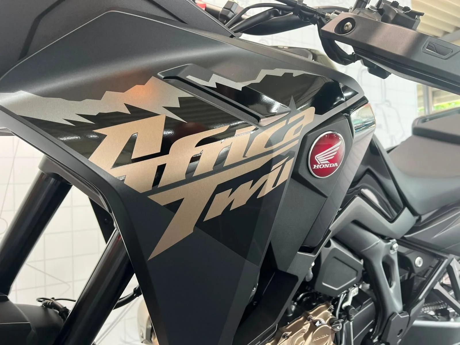 Honda CRF1100L Africa Twin ES