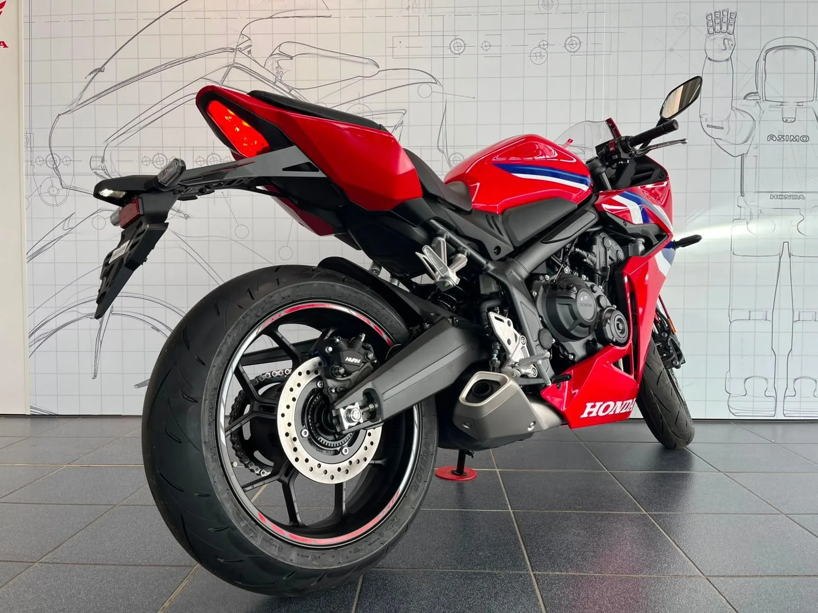 Honda CB650R