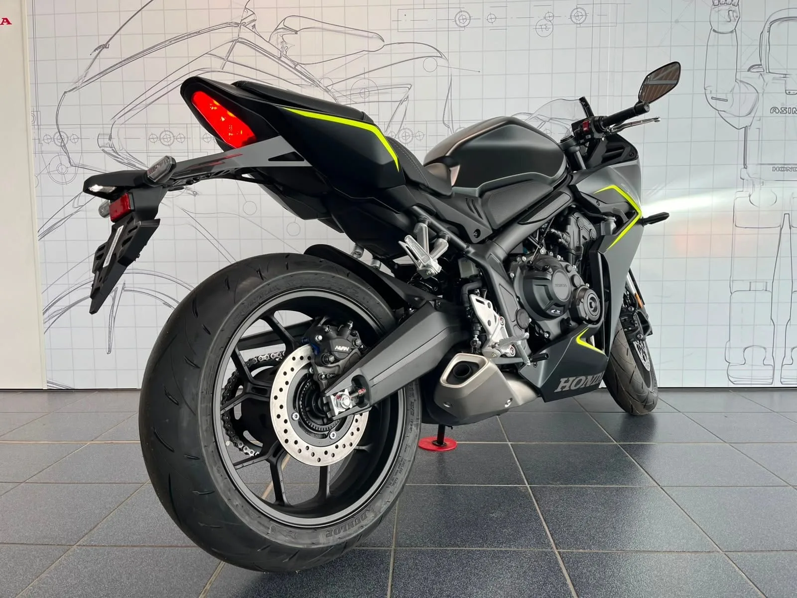 Honda CB650R