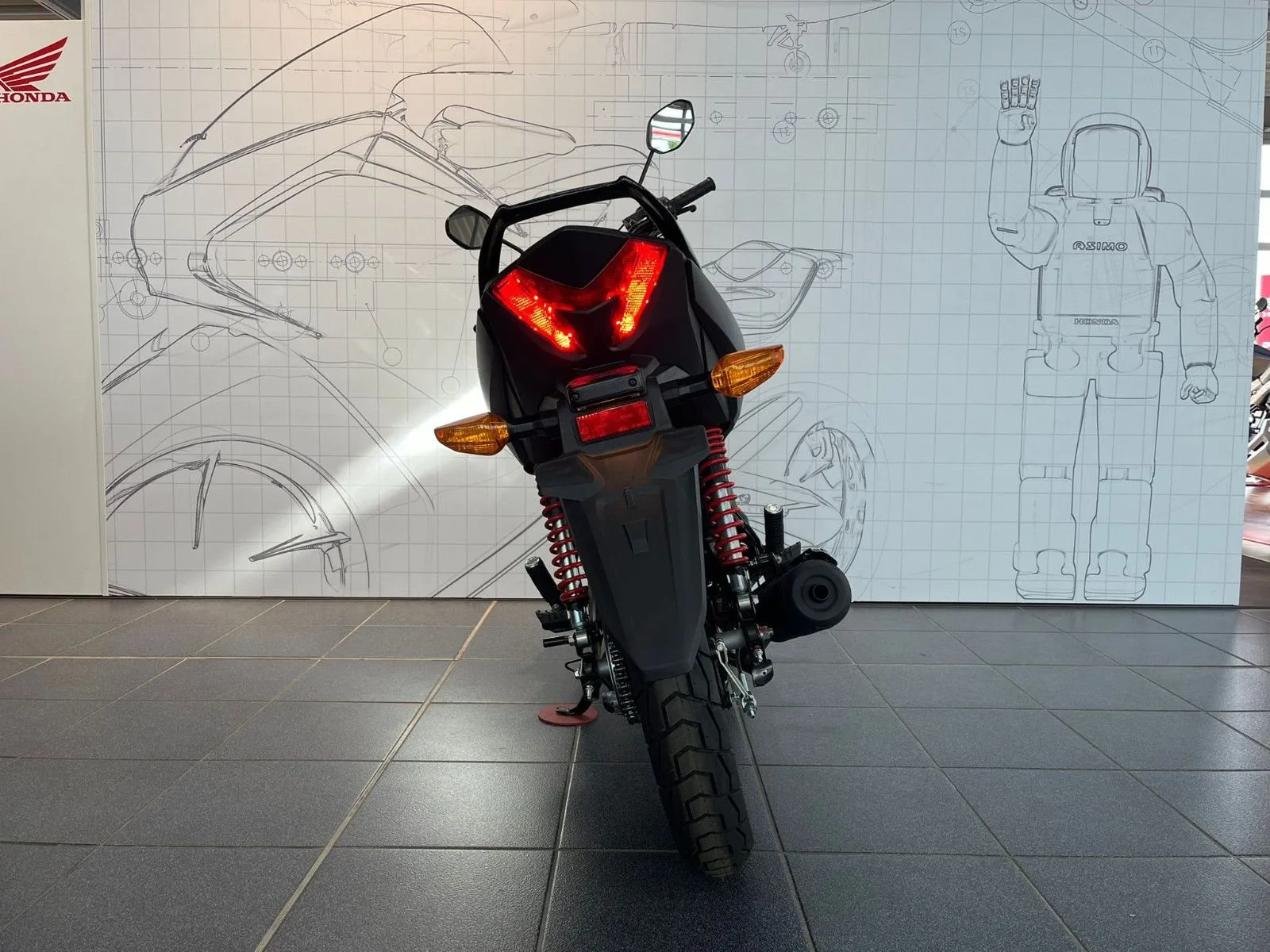 Honda CB125F
