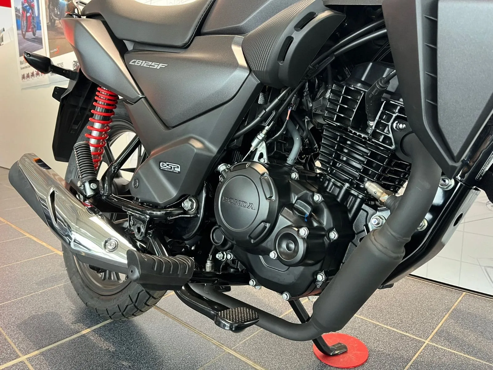 Honda CB125F