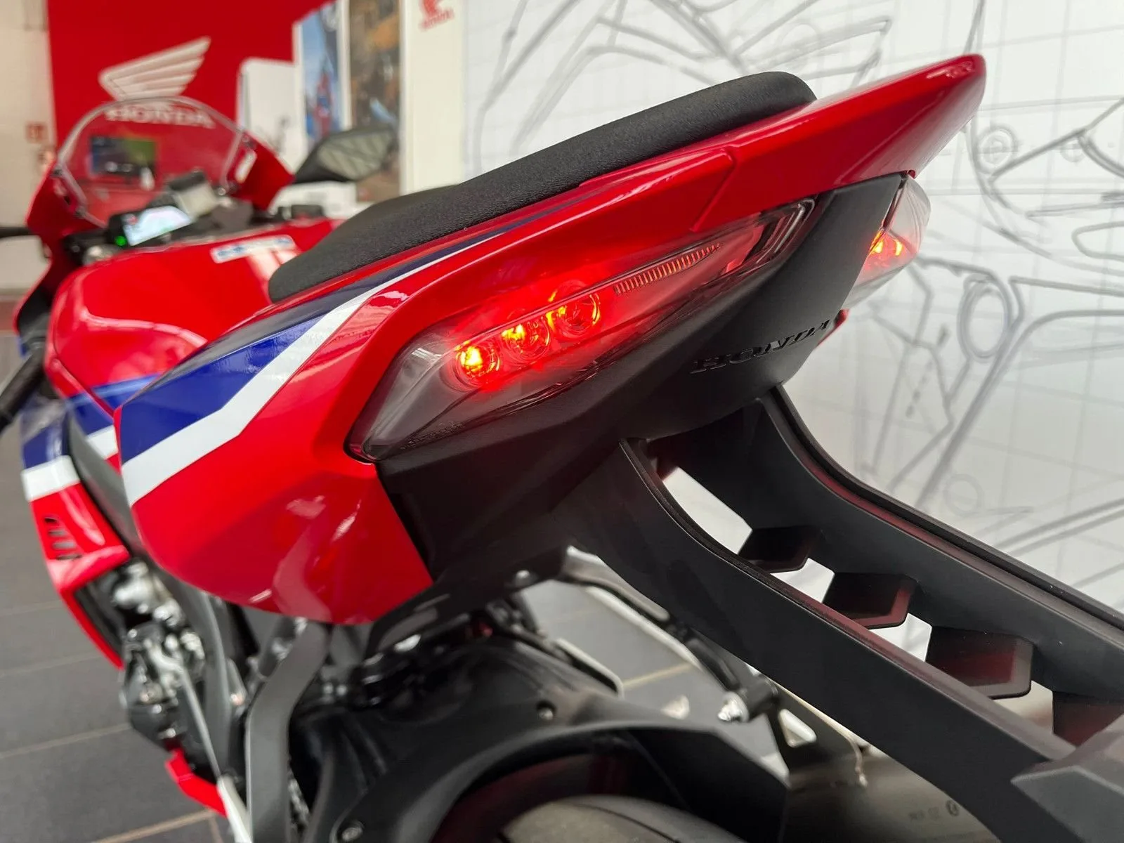 Honda CBR1000RR-R Fireblade