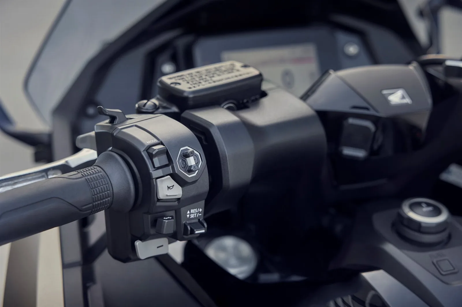 Honda Forza 750 6-Jahre Garantie