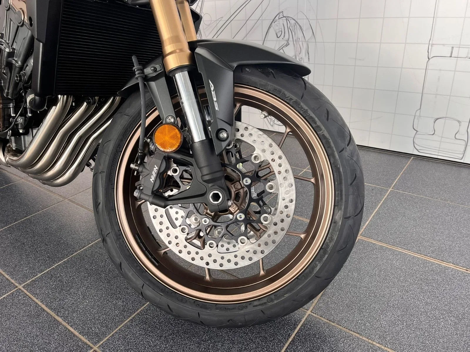 Honda CB650R E-Clutch