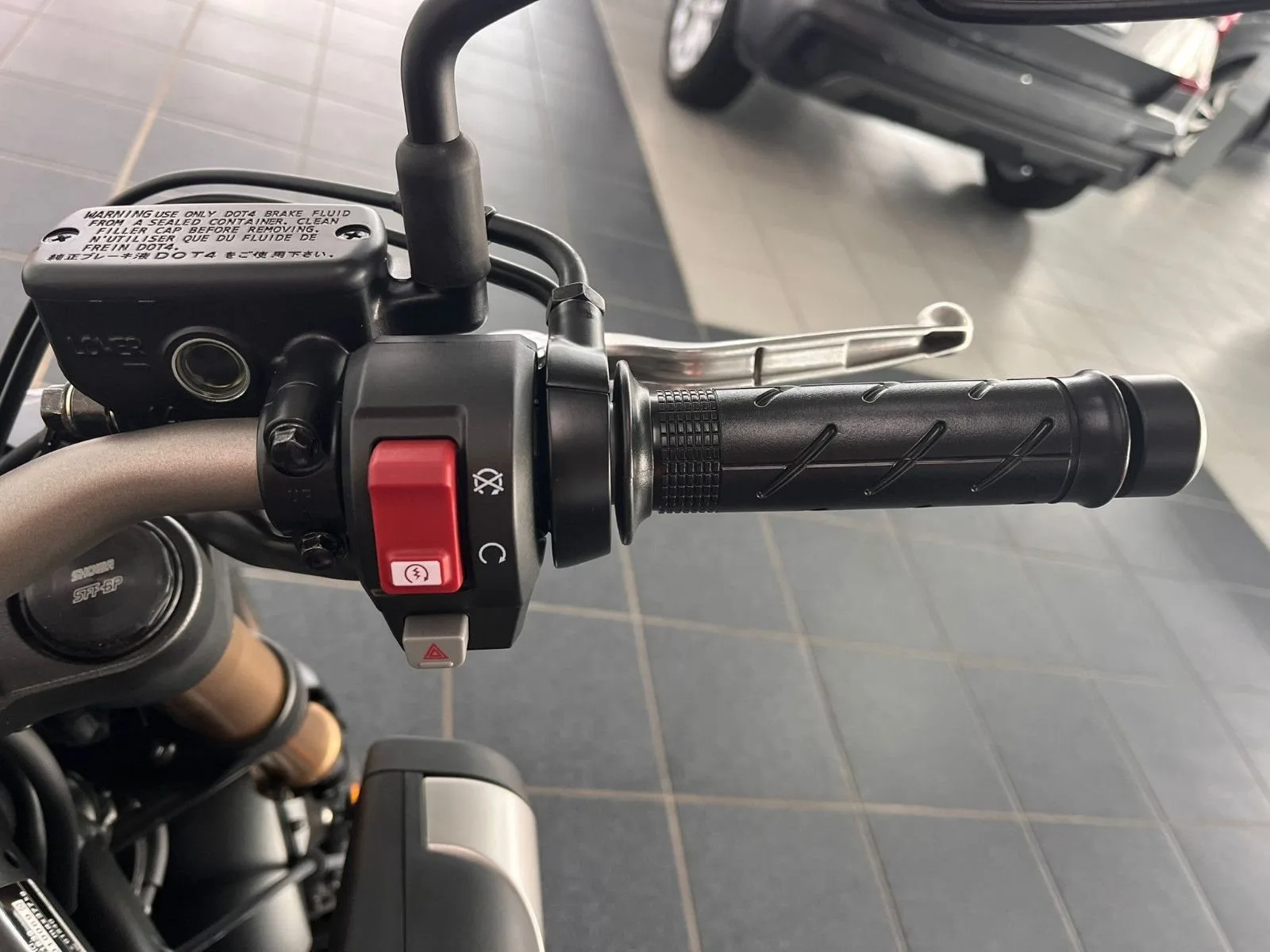 Honda CB650R E-Clutch