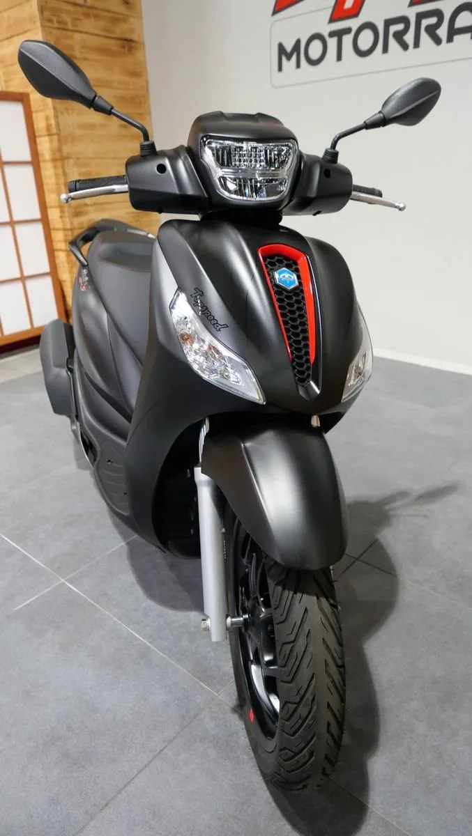 Piaggio Medley 125 ie IGET