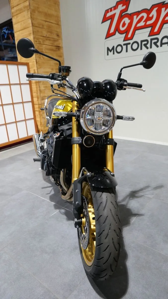 Kawasaki Z900 RS SE