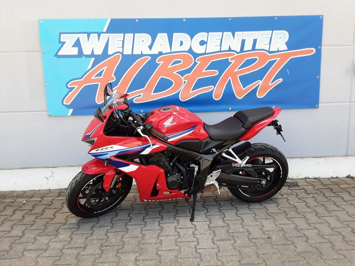 Honda CBR650R