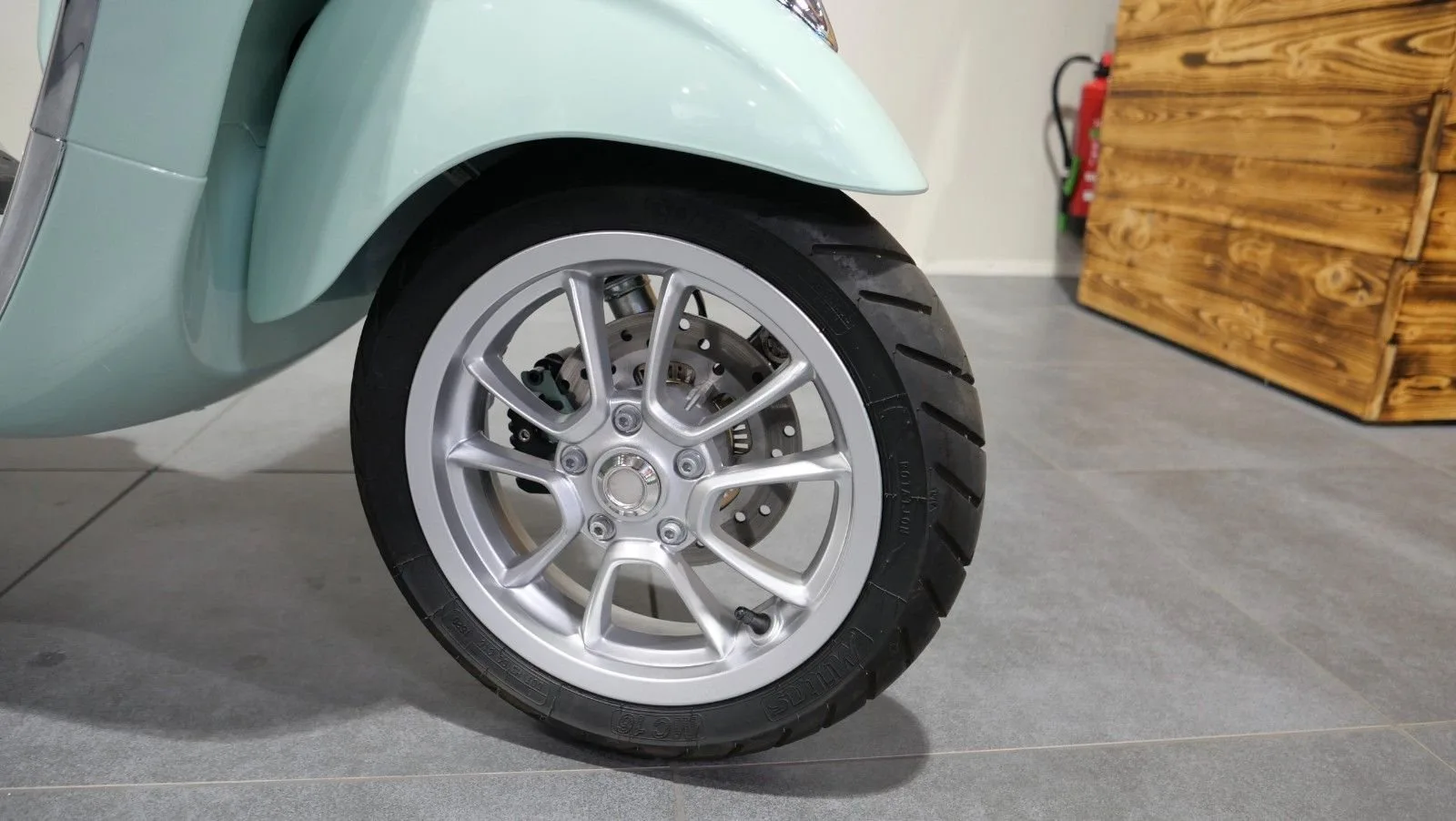 Vespa Primavera 125