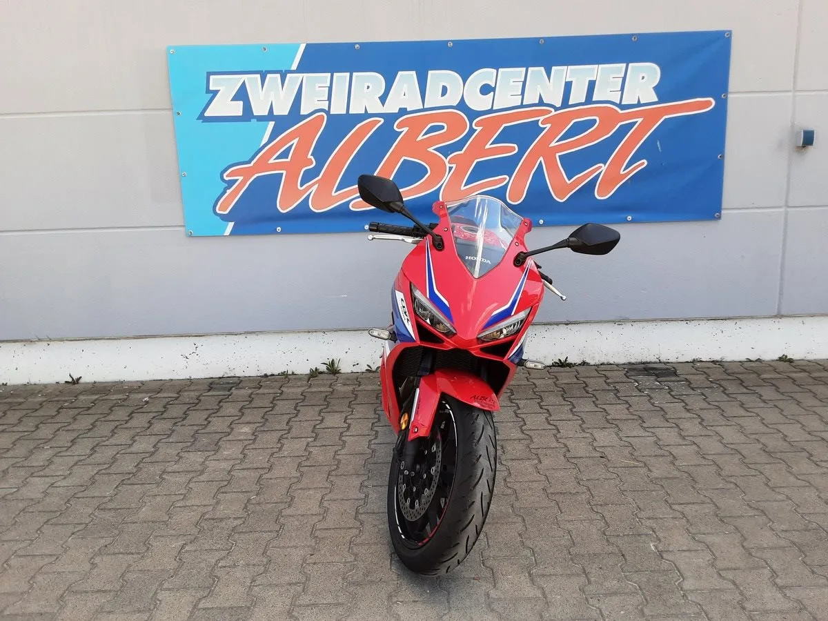 Honda CBR650R