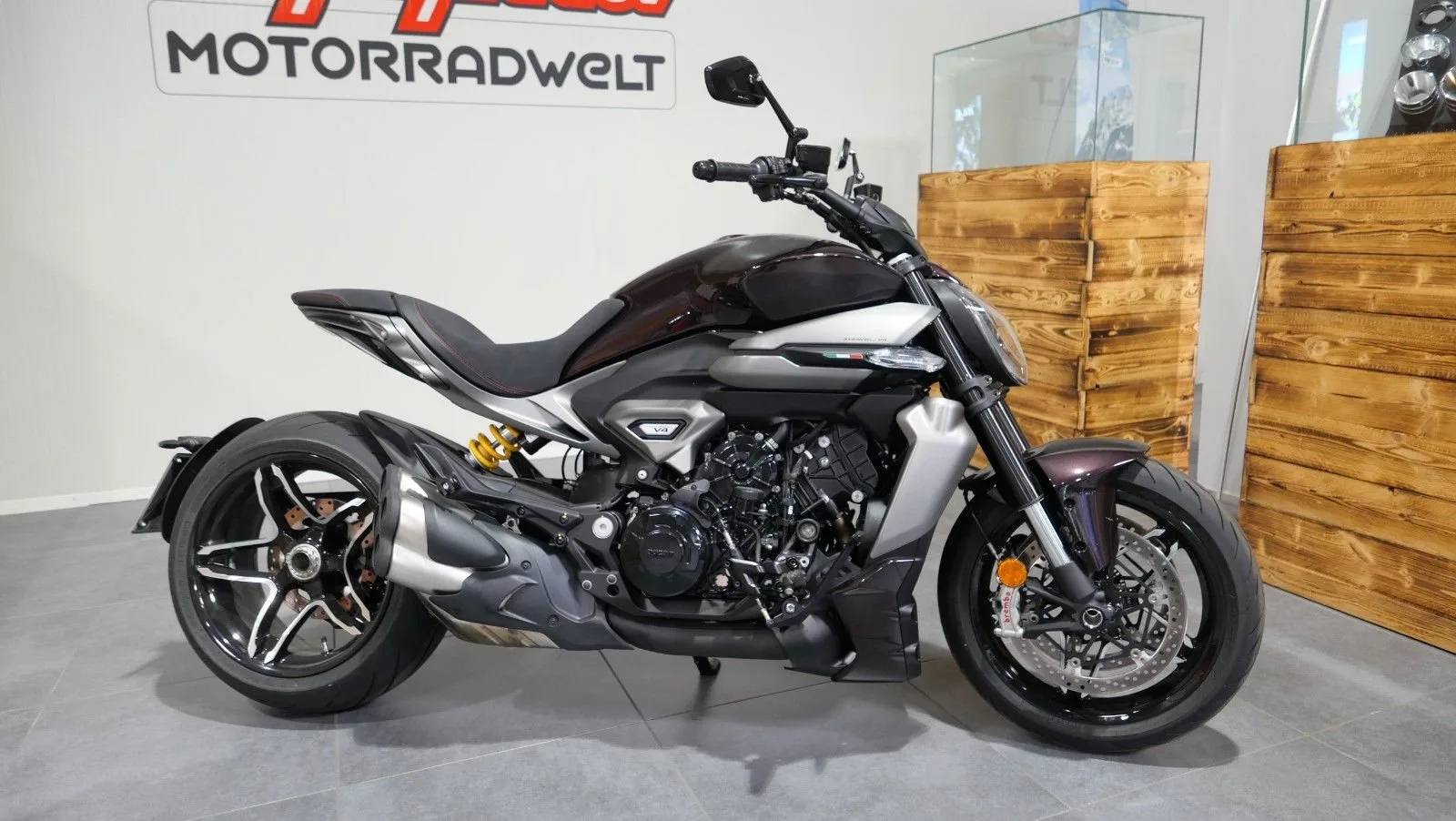Ducati XDiavel V4