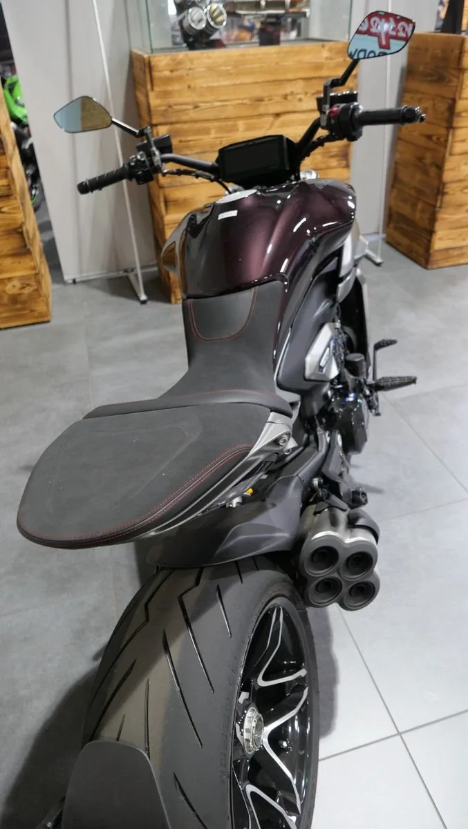 Ducati XDiavel V4
