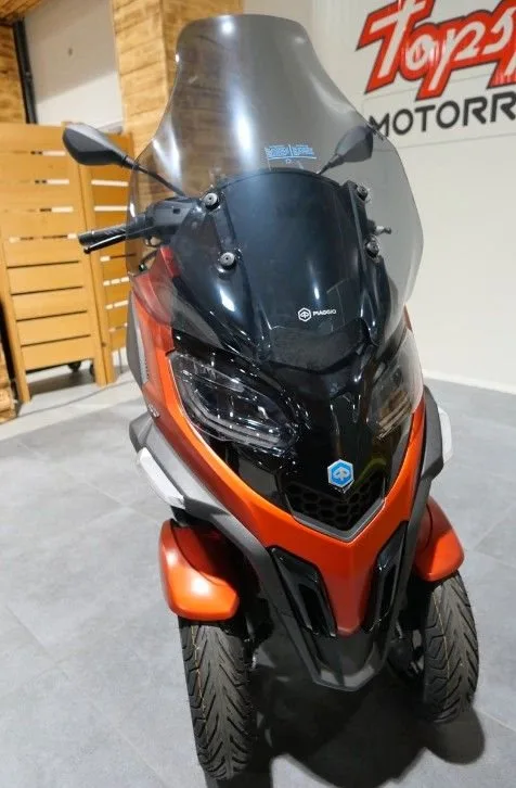 Piaggio MP3 400 Sport