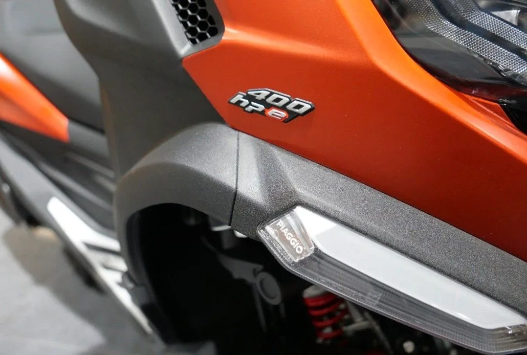 Piaggio MP3 400 Sport