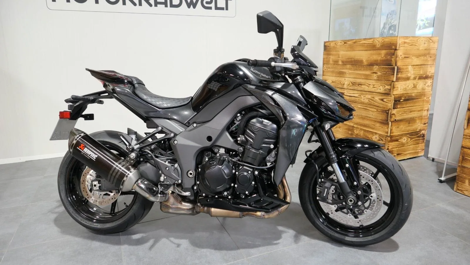 Kawasaki Z1100 Performance