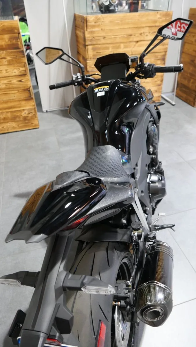 Kawasaki Z1100 Performance