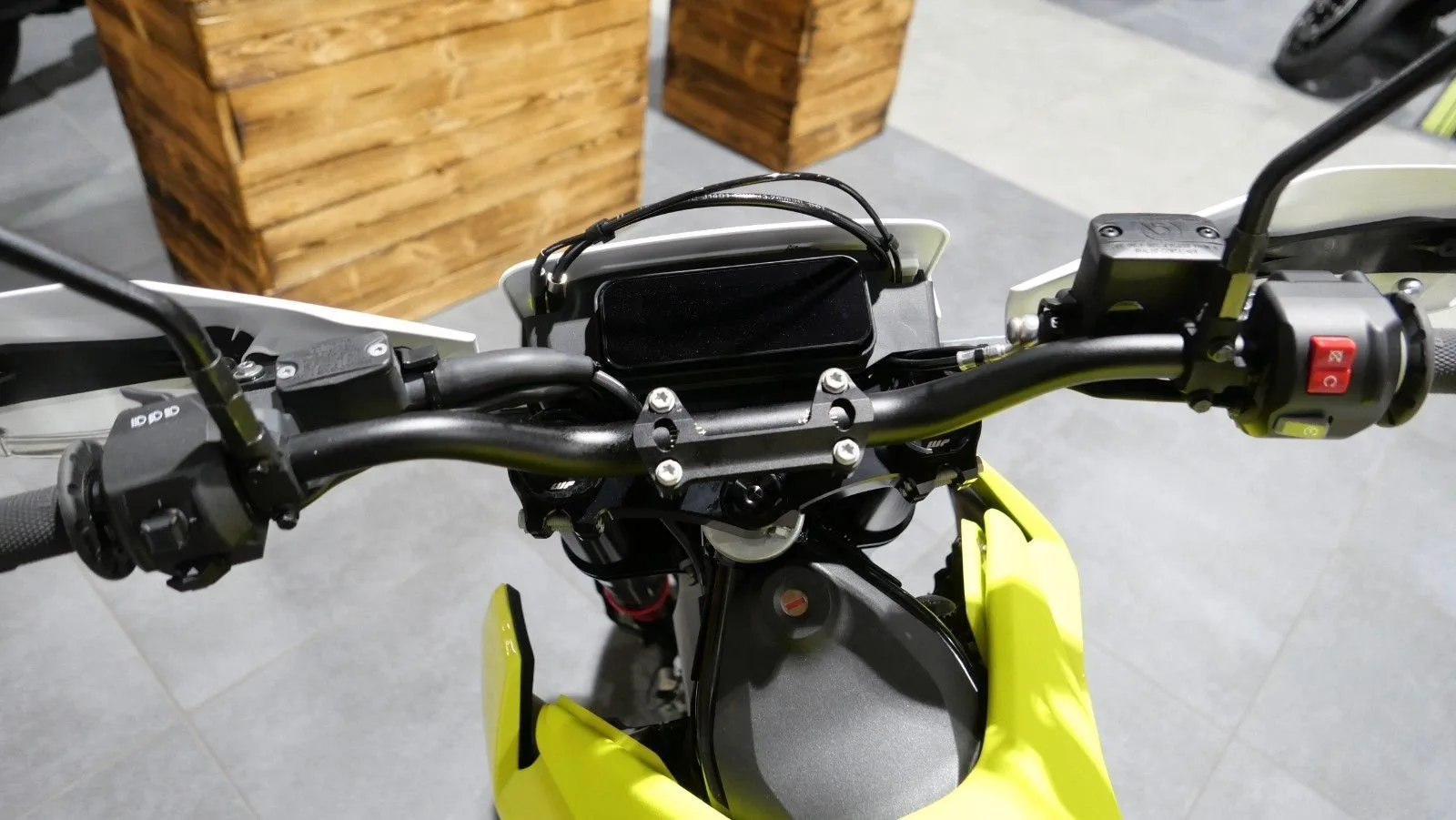 Husqvarna 701 Supermoto