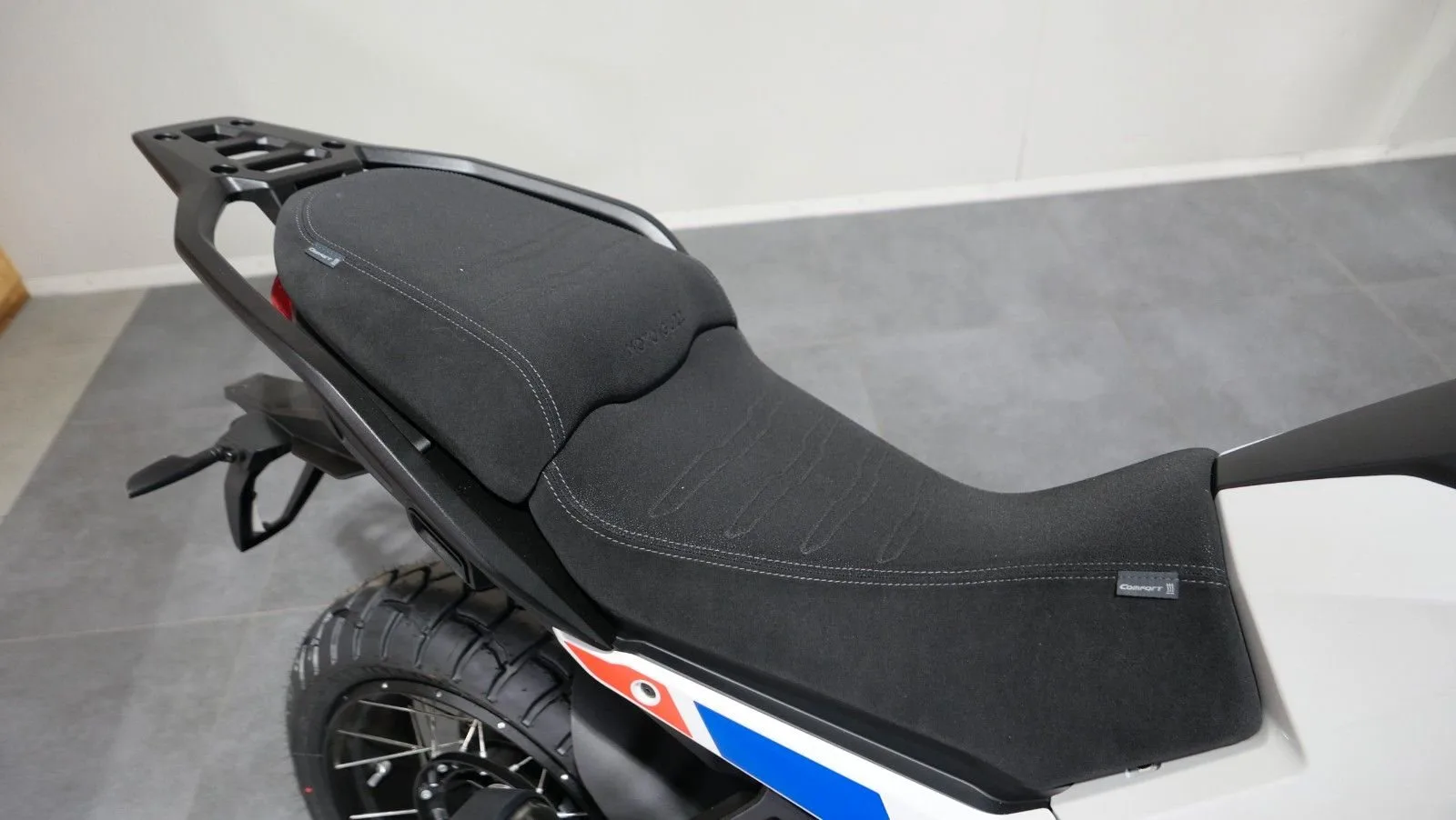 Moto Guzzi Stelvio Duecento Tributo